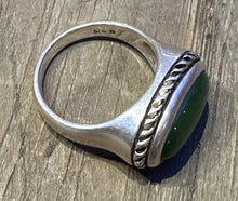Load image into Gallery viewer, Vintage Dark Green Jade Ring