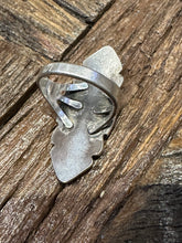 Load image into Gallery viewer, Vintage Sterling Abalone Ring
