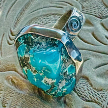 Load image into Gallery viewer, Vintage Turquoise Nugget Ring