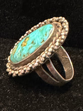 Load image into Gallery viewer, Vintage Turquoise Ring w/Twisted Bezel