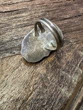 Load image into Gallery viewer, Vintage Turquoise Leaf Ring