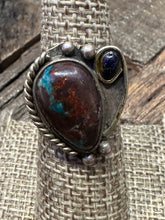 Load image into Gallery viewer, Vintage Navajo Chrysocolla and Onyx Ring