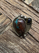 Load image into Gallery viewer, Vintage Navajo Chrysocolla and Onyx Ring