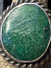 Load image into Gallery viewer, Vintage Round Green Turquoise Ring