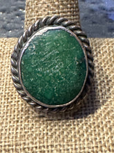 Load image into Gallery viewer, Vintage Round Green Turquoise Ring