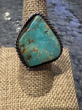 Load image into Gallery viewer, Vintage Turquoise Ring