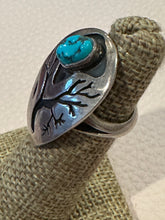 Load image into Gallery viewer, Vintage Turquoise Shadowbox Tree Ring