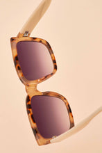 Load image into Gallery viewer, Luxe Ellery Sunglasses - Tortoiseshell/Coconut