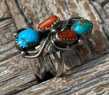 Load image into Gallery viewer, Vintage Navajo Turquoise and Coral Ring