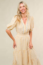Load image into Gallery viewer, A striped woven midi dress
