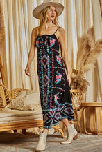 Load image into Gallery viewer, Embroidered Midi Dress
