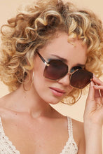 Load image into Gallery viewer, Luxe Angelina Sunglasses - Mahogany
