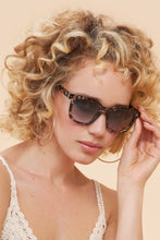 Load image into Gallery viewer, Limited Edition Katana Sunglasses - Mono Tortoiseshell
