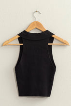Load image into Gallery viewer, SLEEVELESS COLLARED CROP KNIT TOP
