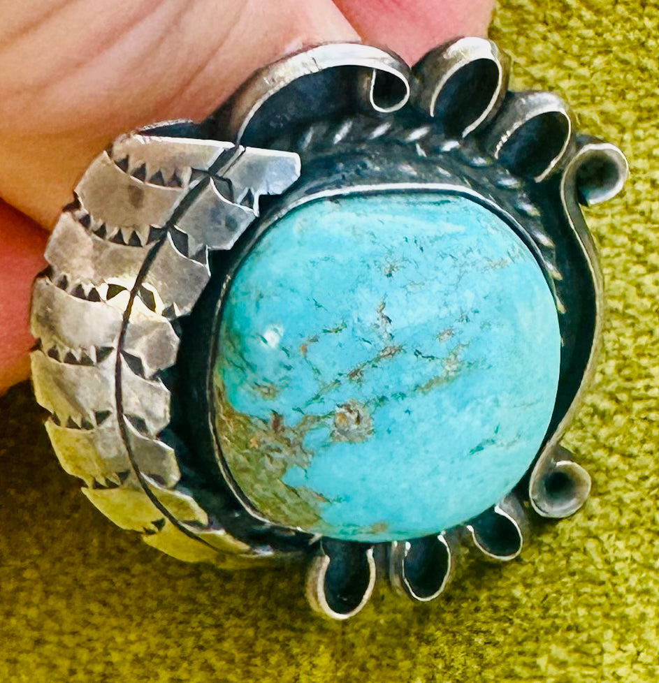 Vintage Navajo Turquoise Leaf Ring