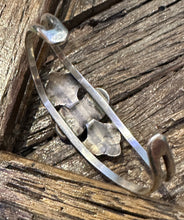 Load image into Gallery viewer, Vintage Navajo Mother of Pearl Cuff
