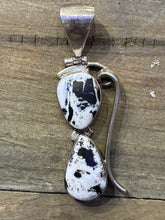 Load image into Gallery viewer, Vintage White Buffalo Pendant
