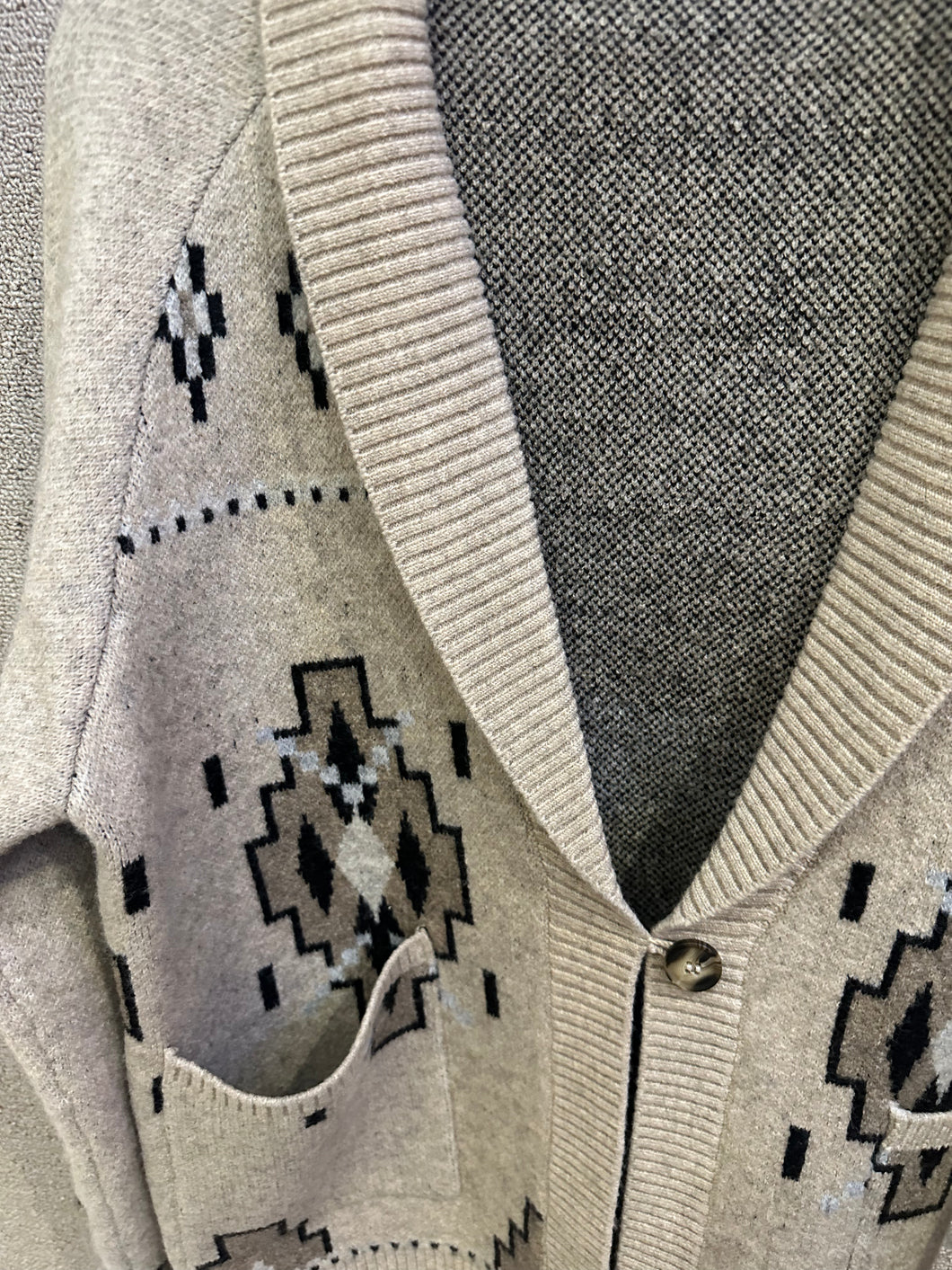 Cabin Country Cardigan-Med