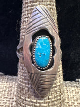 Load image into Gallery viewer, Vintage Turquoise Shadowbox Ring
