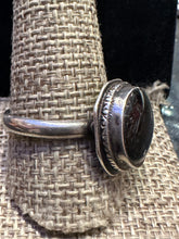 Load image into Gallery viewer, Vintage Black Onyx Ring
