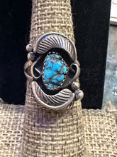 Load image into Gallery viewer, Vintage Turquoise ring
