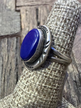 Load image into Gallery viewer, Vintage Lapis Ring
