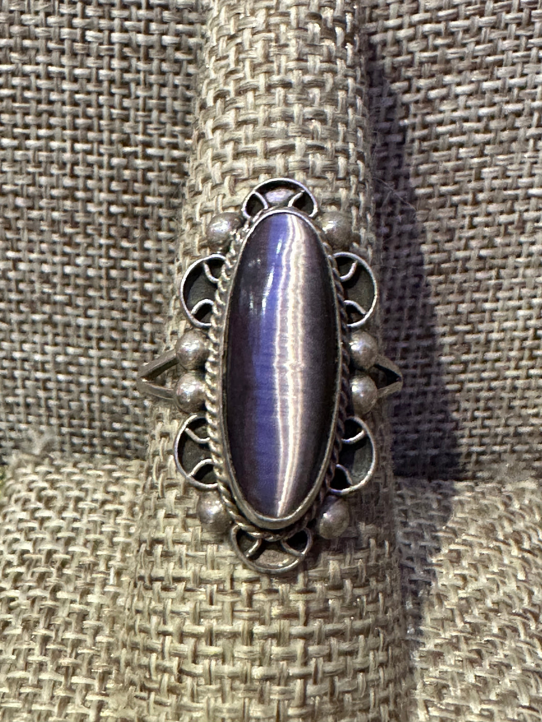 Vintage Purple Cat's Eye Ring