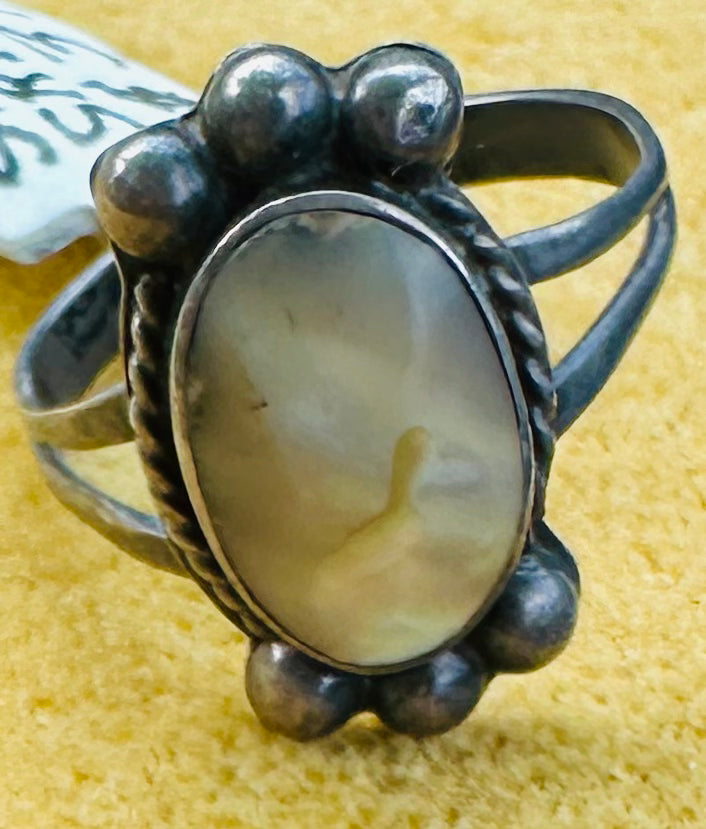 Vintage Mother of Pearl Ring