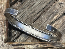 Load image into Gallery viewer, Vintage Zuni Cuff
