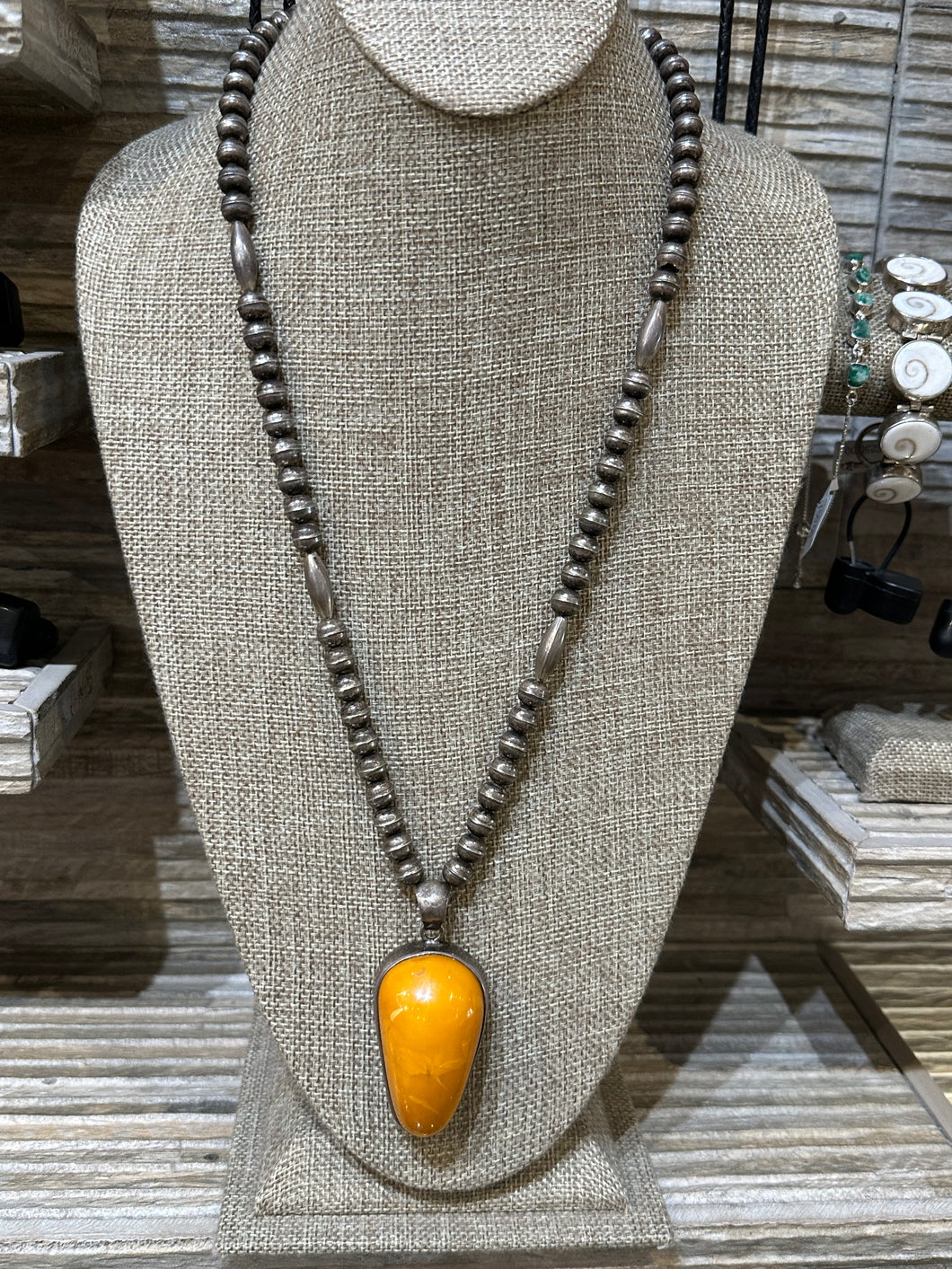 Vintage Butterscotch Amber Navajo Pearl Necklace