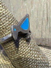 Load image into Gallery viewer, Old Pawn Turquoise Inlay Ring
