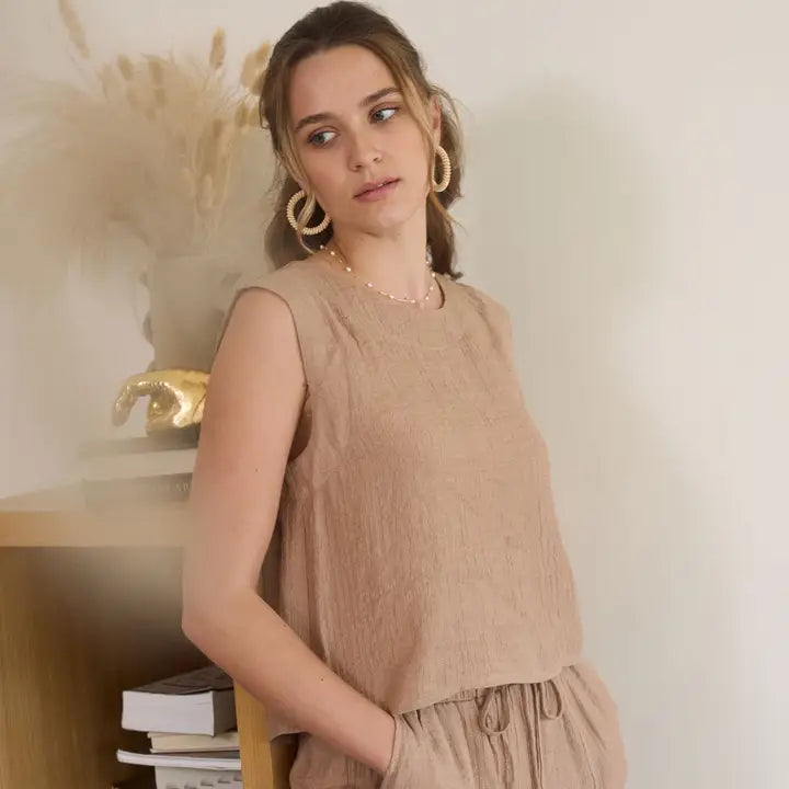 Back Button Split Hem Sleeveless Top