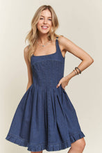 Load image into Gallery viewer, PINTUCK DETAIL CASUAL DENIM DRESS
