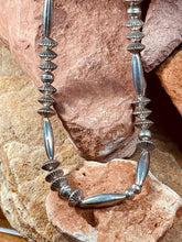 Load image into Gallery viewer, Old Pawn Navajo American Indian Navajo Pearl and Bench Beads necklace
