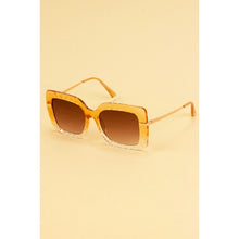 Load image into Gallery viewer, Hayley Limited Edition Sunglasses - Nude

