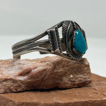 Load image into Gallery viewer, Silver Cuff w Vibrant Teardrop Turquoise Stone
