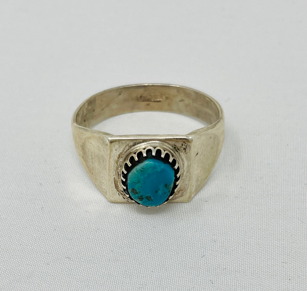 Sterling Silver Ring w Turquoise Stone