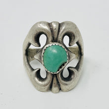 Load image into Gallery viewer, Hopi Turquoise Stone Cabochon Ring
