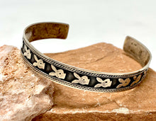 Load image into Gallery viewer, Vintage Rabbit Cuff
