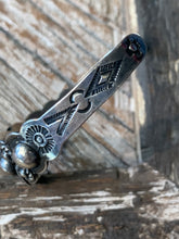 Load image into Gallery viewer, Fred Harvey Era Cuff
