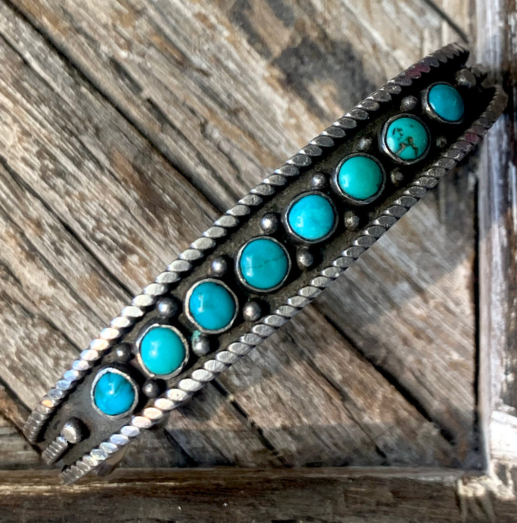 8 Turquoise Stone Cuff