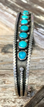 Load image into Gallery viewer, 8 Turquoise Stone Cuff

