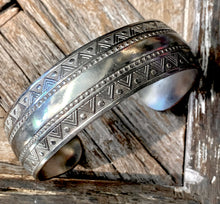 Load image into Gallery viewer, Navajo Sterling Silver Cuff w/ Hammered  Classic Geometric Pattern
