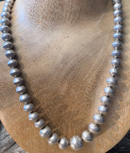Load image into Gallery viewer, Navajo Pearl Necklace
