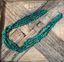 Load image into Gallery viewer, Turquoise Small Nuggets Necklace
